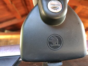 Prodám příčníky originál na Škoda Kodiaq - 5