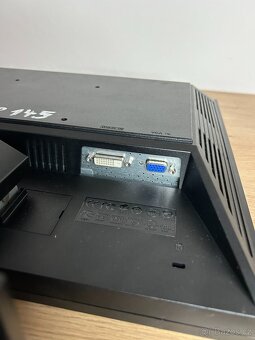 LCD Monitor 19" Acer V193B - 5