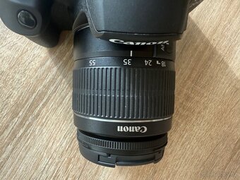Canon EOS 2000D - 5