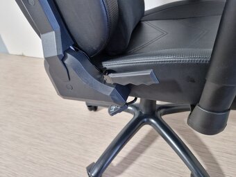 CZC gaming Fortress černá herní židle, křeslo - 5