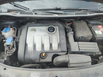 VW Touran č. 24381 - 5