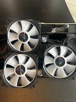 Vodní chlazení ASUS 360mm ROG Strix LC III 360 ARGB - 5