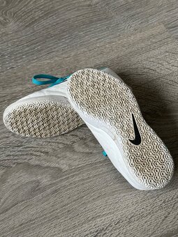 Dětské kopačky a sálovky Nike vel. 32 - 5