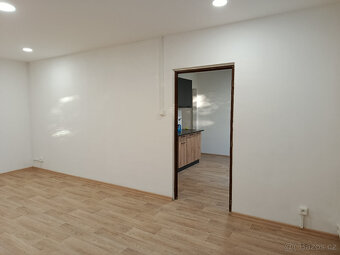 Byt 1+1, 41m2, ulice 1. Maje, Kaplice - 5