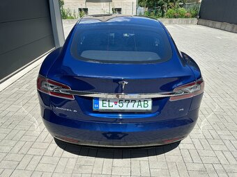 Tesla Model S 75 386 kW - 5