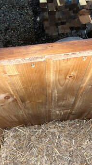 Prodám zateplenou psí boudu - 5