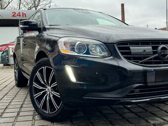 Volvo XC60 D5 2,4 nafta 4x4 - 5