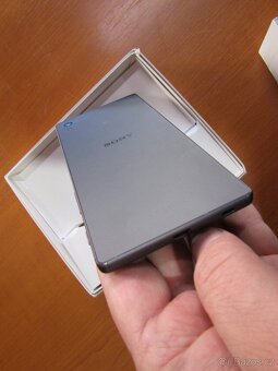 Sony Xperia Z5  E6653 - 5