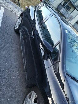 Renault Clio 1.2 benzín 2017 lehká havarie - 5