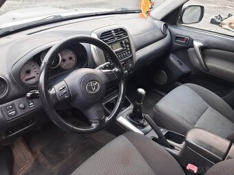 Prodám Toyota RAV 4 - 5