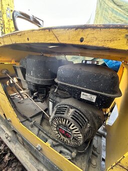 VIBRAČNÍ DESKA BOMAG BPR 45/55 335kg - 5