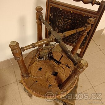 2ks židlí s taburetem - 5