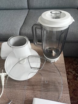 Kuchyňský robot Bosch MUM4855 - 5