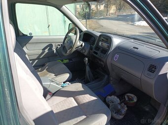 Nissan Navara D22 4x4 - 5