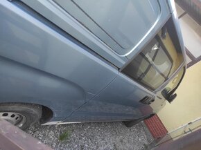 Prodám Hyundai H 1 2.5CR   100 Kw  r.v.2010 - 5