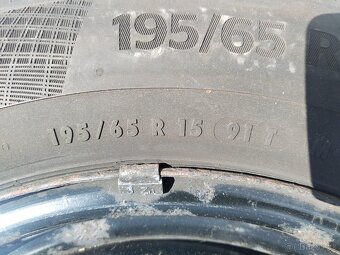 195/65/15 zimni pneu CONTINENTAL 195/65 R15 - 5