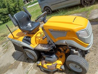 Zahradní traktor Stiga Estate 4x4 - 5