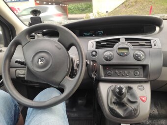 Renault Megane Scénic 1,9 dCi 96kw rok 2006 nová STK - 5