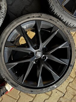 ALU KOLA SEAT R18 5x112 + LETNÍ PNEU 225/40 R18 BRIDGESTONE - 5
