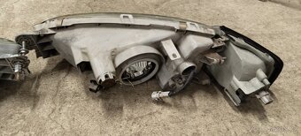 Přední světla na Mitsubishi colt - 5
