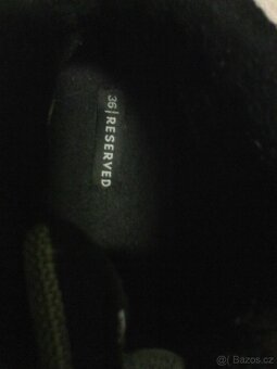 Dámské zateplené kotníkové boty, vel. 36, zn Reserved - 5