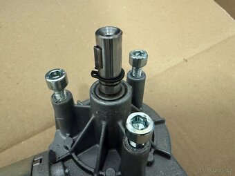 motorek s převodovkou - 5