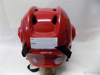 Hokejová helma Bauer IMS 5.0 s mřížkou (černá L + červená M) - 5