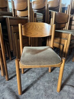 Stohovatelné restaurační židle, rustikální, 21kusů - 5