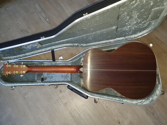 Zánovní prémiová celomasivní kytara FURCH OM Vintage 3 - 5