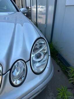 Mercedes-Benz E-class - náhradní díly - 5