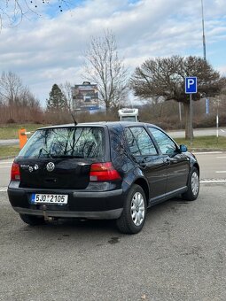 Volkswagen Golf IV 1.4 - 5