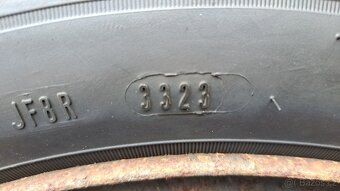 215/60/R16 Škoda Superb 3 - 5