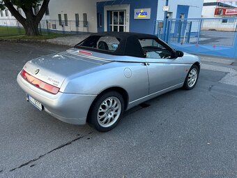 Alfa Romeo Spider 2.0 Twin Spark r.v. 2001 - 5