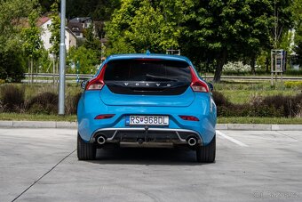 Volvo V40 D4 2.0L Drive-E Momentum - 5