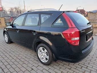 Kia Ceed Kombi 1.4 16V 77kW registrace 12/2011 Nová STK - 5