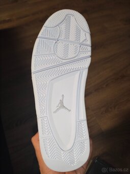 Nike Air Jordan 4 – White / Metallic Silver - 5