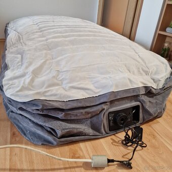 Nafukovací postel - 5