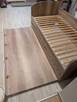 Rozkládací postel - 5