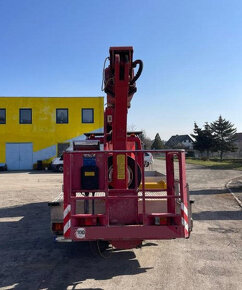 Rezervace 30m montažní plošina 7.5t MAN - 5