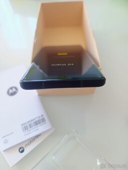 Motorola Edge 40 - 5