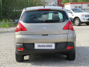 Peugeot 3008 1.6i , 88 kW benzín, 2010 - 5