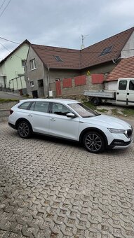 Škoda Octavia Scout 2.0 TDI 147Kw 4x4 DSG - 5