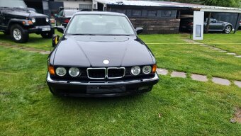 BMW E32 750 12V 5.0 - 5