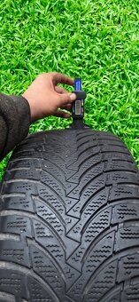 225/50/17 98V XL Nexen - zimní - použité pneu - 5