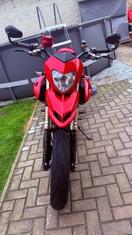Ducati Hypermotard 1100 S - 5