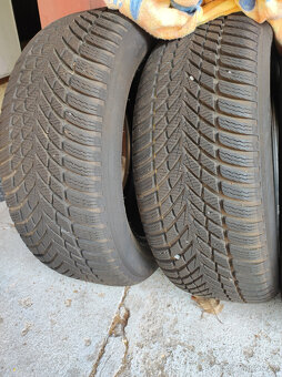 Zimní pneu Nokian snowproof 2 - 5