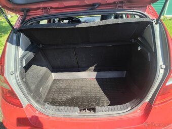 Hyundai I30 1,6crdi - 5
