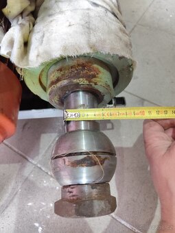 Hydraulický rozvaděč, čerpadlo, pístnice - 5