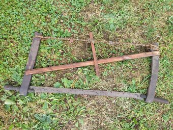 Různé staré ruční zemědělské nářadí - 5