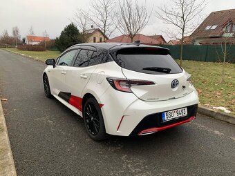 Toyota Corolla 2.0 hybrid Gr paket - 5